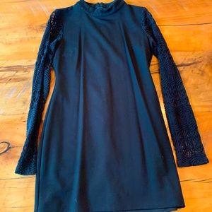 Lulus black long sleeve lace arms body con dress